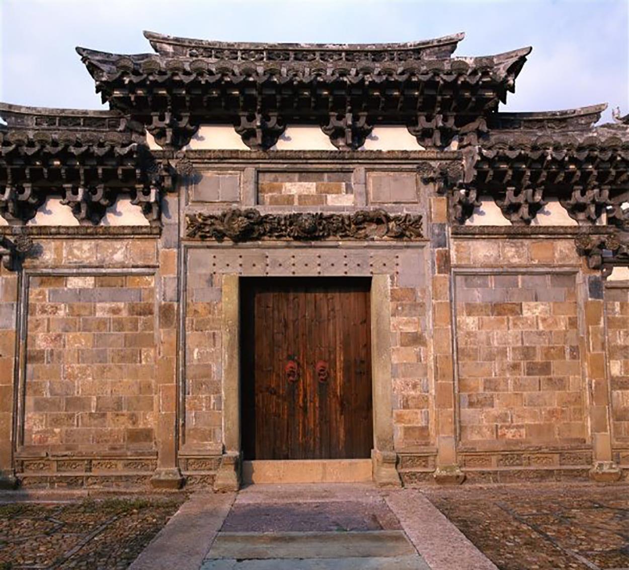 2033年07月24日打麻将财神方位查询