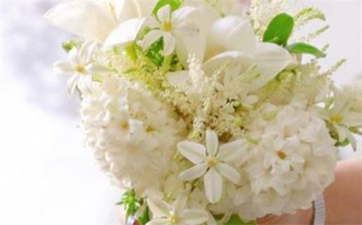 2032年农历腊月十八结婚黄道吉日 今日办喜事好吗