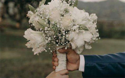 2032年农历七月十九是结婚好日子吗 今日办婚礼好不好