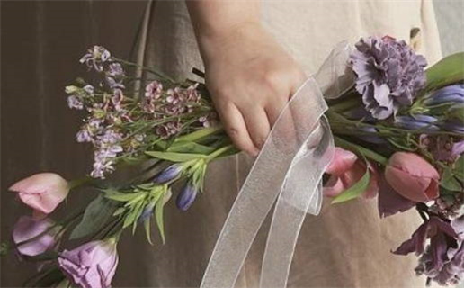 2032年农历冬月十三领证日子如何 领证吉利吗