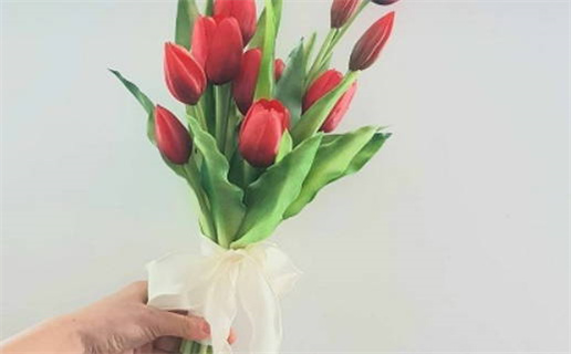 2033年农历五月十七领证吉日查询 今日领证结婚好吗