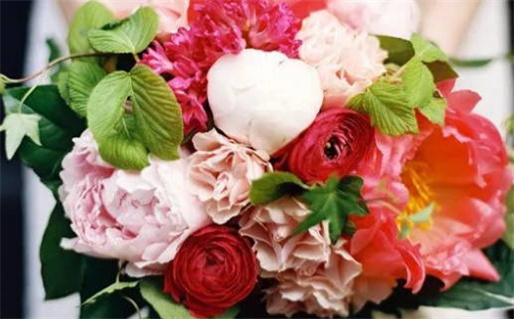 2033年农历四月十八领证黄道吉日 是领证结婚好日子吗